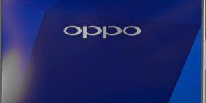 تسريب يكشف عن هاتف Oppo بشاشة عريضة وبطارية ضخمة سعة 8000 مللي أمبير