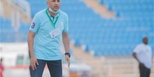 بعد منشور البسوا الأحمر.. نائب رئيس بترول أسيوط يهاجم المدير الفني: لماذا تعتذر لـ الزمالك؟