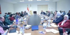 جهاز شؤون البيئة يناقش تحديث خطة المساهمات الوطنية وإطار أسواق الكربون