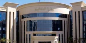 مضطرب نفسيا ومدمن لمخدر الآيس.. ضبط شخص أشعل النيران بمحتويات إحدى الكنائس بالجيزة