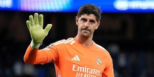 كورتوا ينتقد التحكيم في الدوري الإسباني قبل الكلاسيكو