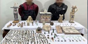 ضبط 512 قطعة أثرية متنوعة بحوزة شخصين في المنيا