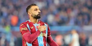 ريو فرديناند: محمد صلاح يستحق الكرة الذهبية.. وجماهير طرابزون تعشقه