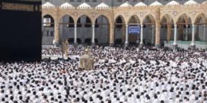 خطيب المسجد الحرام: الإيمان بالله من أعظم أسباب سكينة النفس وطمأنينة القلب :اليوم السابع