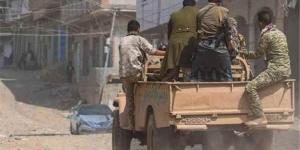 اتهامات لمليشيا الحوثي بنهب منازل النازحين وممتلكاتهم في لحج