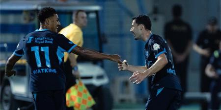 فيديو| الهلال يهزم القادسية بثلاثية مثيرة في الدوري السعودي