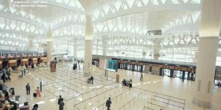 مطار الرياض يُفصِل الرحلات الداخلية والدولية في صالتين ابتداءً من الأحد