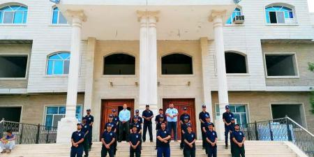 حوثيون يستهدفون مقرَّي خفر السواحل في عدن بثلاثة صواريخ باليستية
