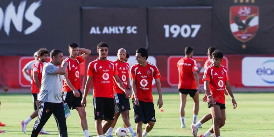 تشكيل الأهلي المتوقع ضد القناة في الدوري.. 11 لاعبا خارج الخدمة