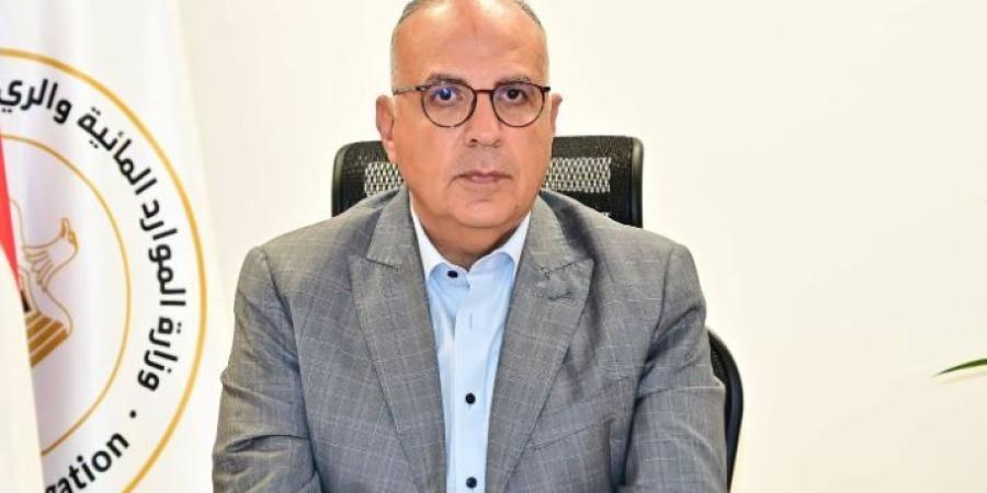 وزير الري: القضاء على أزمات انقطاع المياه في محافظات القناة