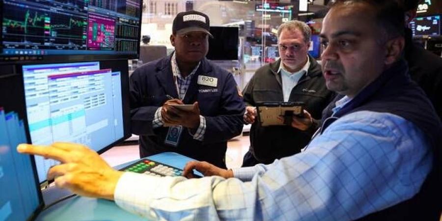 ناسداك يقود مكاسب وول ستريت بفضل نتائج شركات الذكاء الاصطناعي