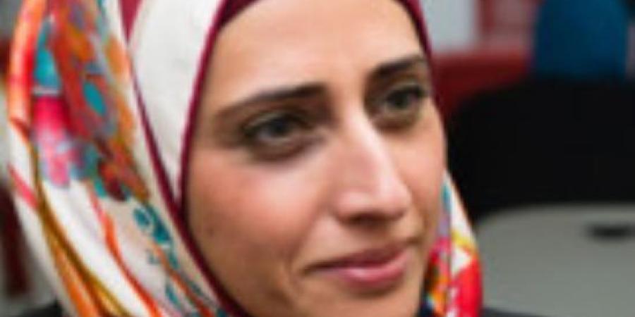 وكيلة اتصالات فلسطين تُبرز فرص الاستثمار الرقمي وتحديات التواصل الخارجي