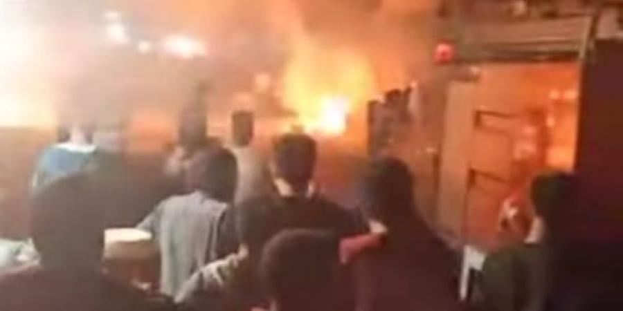 سيطرة الحماية المدنية على حريق في محل حواوشي بحدائق القبة بعد انفجار أسطوانة غاز