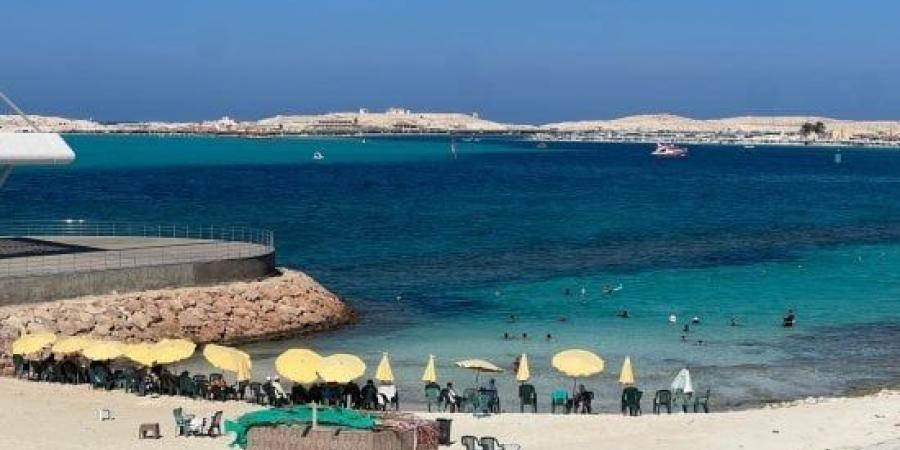 انخفاض في درجات الحرارة وأمطار خفيفة وشبورة مائية اليوم