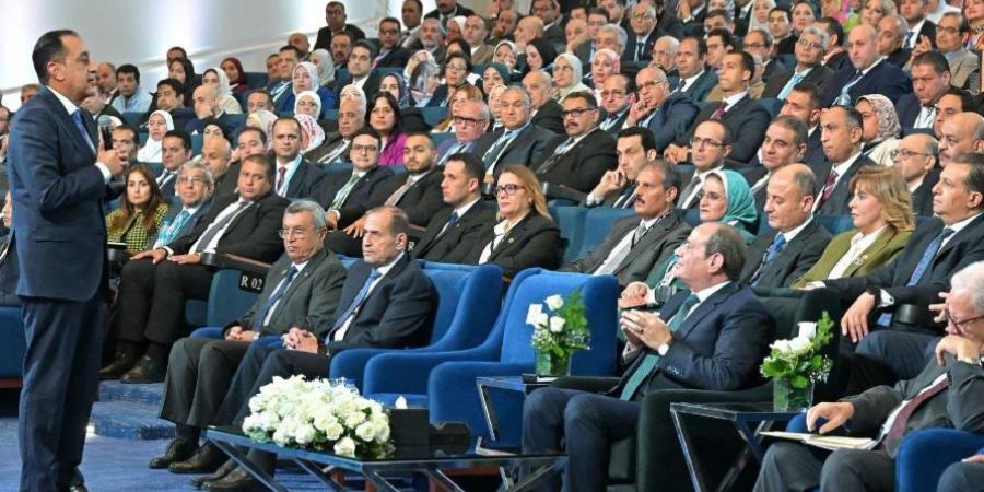 تحمّل المواطن أو الدولة للتكلفة.. مدبولي: 3 بدائل للتعامل مع ارتفاع سعر برميل البترول إلى 110 دولارات