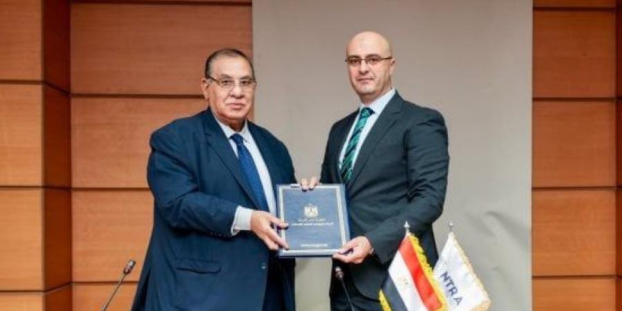 "تنظيم الاتصالات" يتعاون مع الجمعيات الأهلية لحماية الأطفال ومستخدمي الإنترنت :اليوم السابع