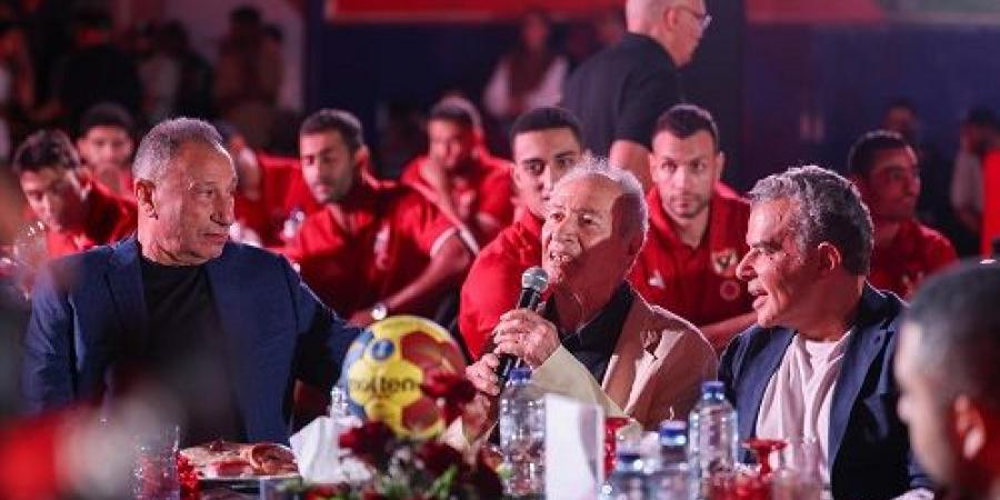 رئيس الاتحاد الدولي لكرة اليد يشيد بإنجازي الأهلي للرجال والسيدات في أفريقيا