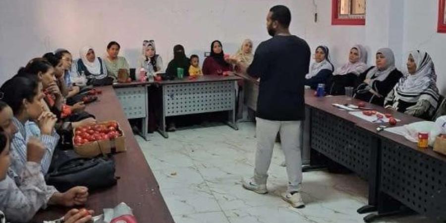 القومى للمرأة بسوهاج ينفذ فعاليات مشروع تحويشة لتمكين المرأة اقتصاديا :اليوم السابع