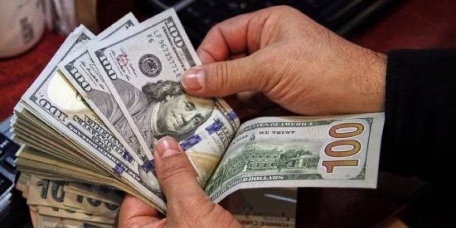 سعر الدولار على مدار الساعة.. 54.33 جنيها شراء الأخضر في البنك الأهلى :اليوم السابع
