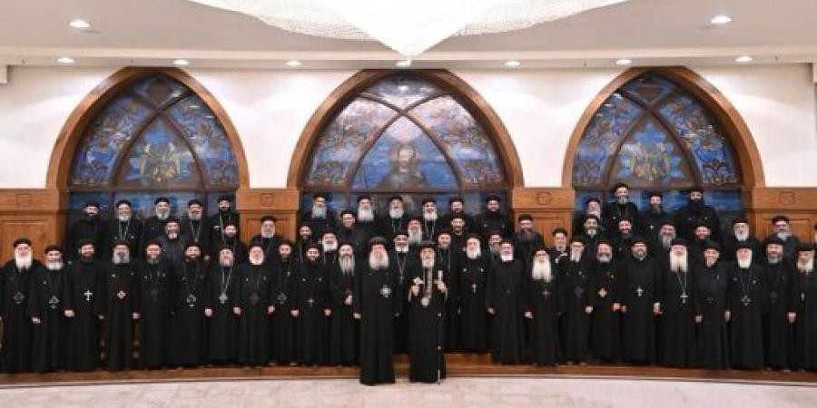 البابا تواضروس يلتقي كهنة قطاع عزبة النخل والمرج وزوجاتهم