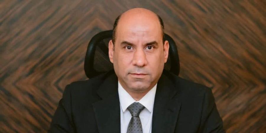 حسن رداد: قانون العمل الجديد يحظر الفصل التعسفي.. وخفض العمالة غير الرسمية إلى 45%