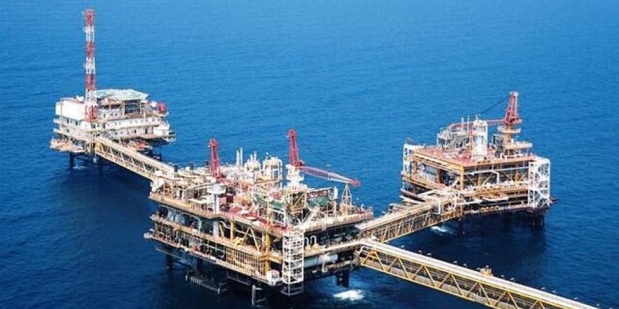 حرب إيران تقلب موازين الطاقة.. قطر تتحول لمستورد للغاز الأمريكي