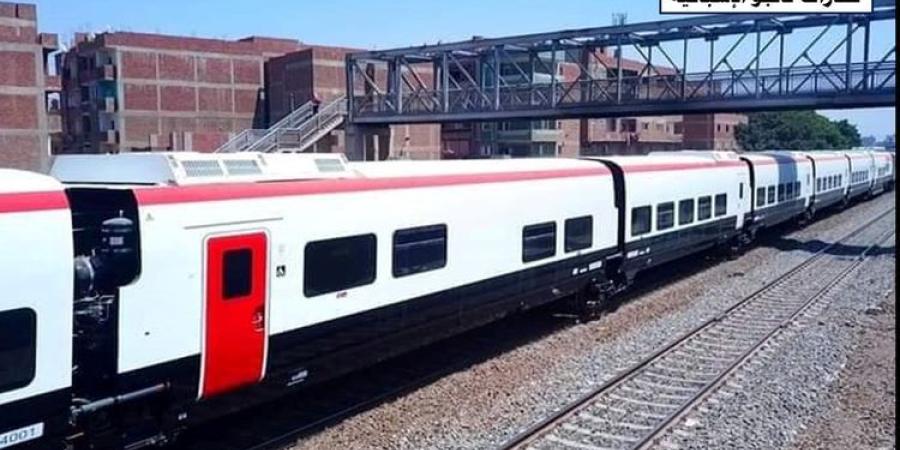 السكة الحديد تتيح 6 وسائل لحجز تذاكر القطارات إلكترونيًا
